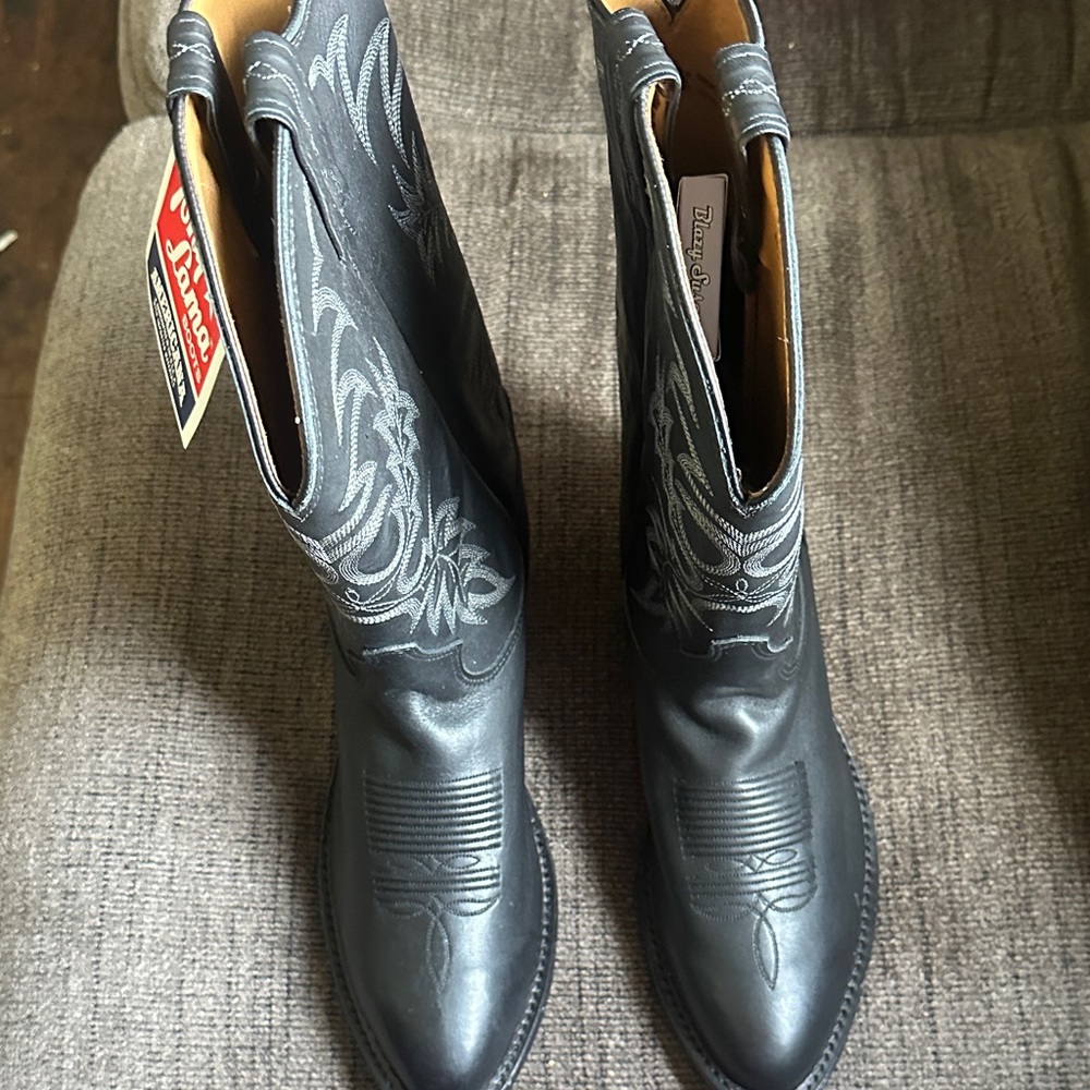 Tony Lama Black Western Embroidered Leather Boots